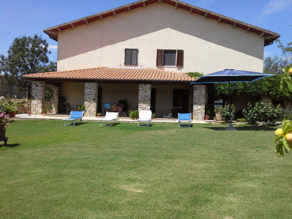 Poggio Mario Villa Сатурния Екстериор снимка