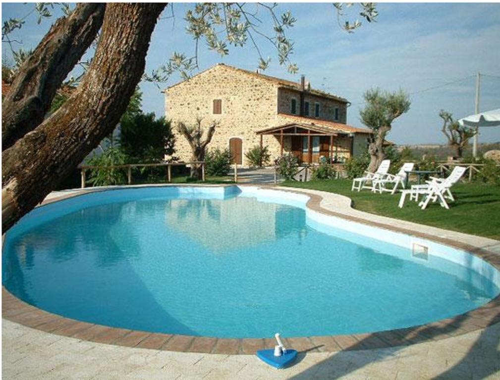 Poggio Mario Villa Сатурния Екстериор снимка