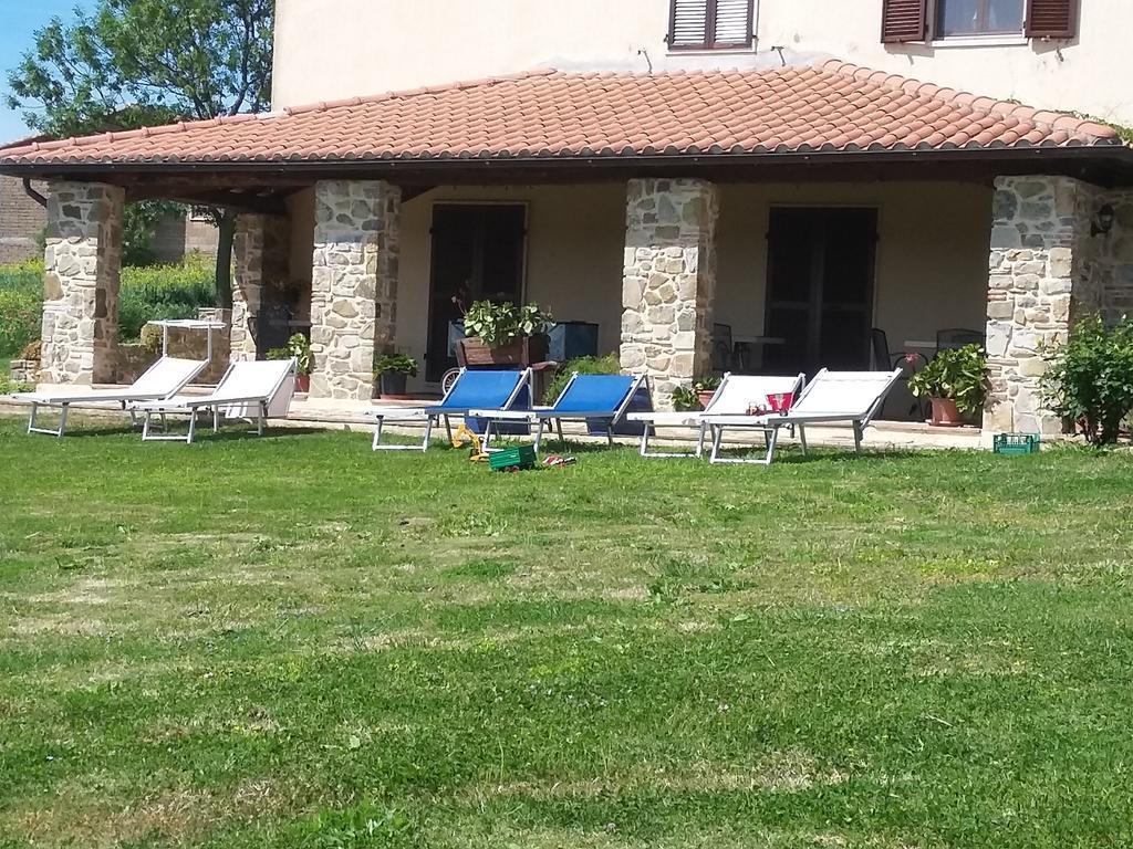 Poggio Mario Villa Сатурния Екстериор снимка