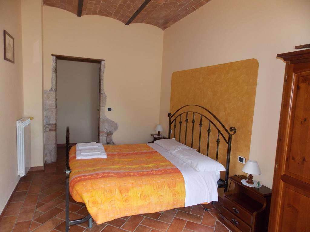 Poggio Mario Villa Сатурния Екстериор снимка