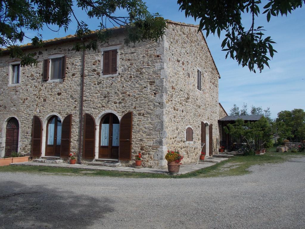 Poggio Mario Villa Сатурния Екстериор снимка