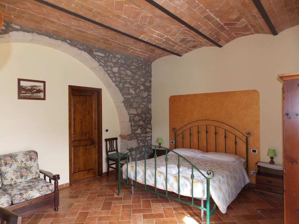 Poggio Mario Villa Сатурния Екстериор снимка