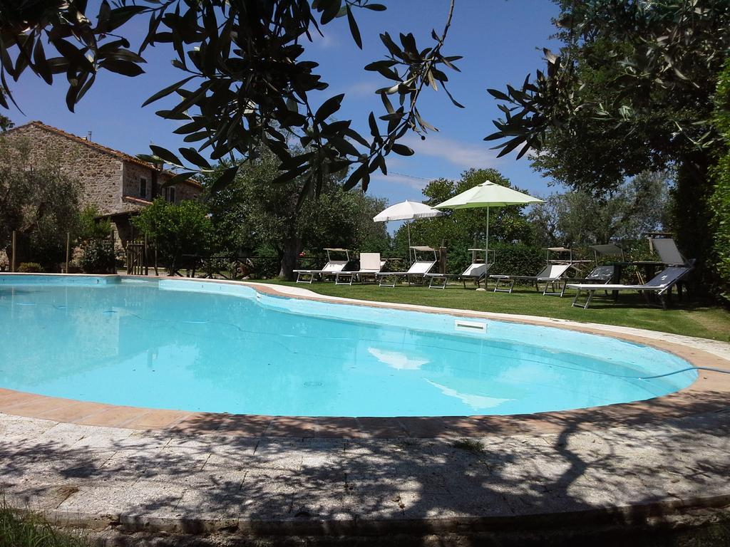 Poggio Mario Villa Сатурния Екстериор снимка