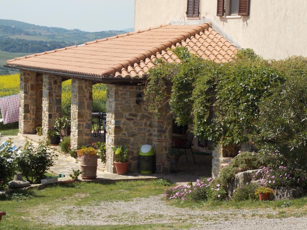 Poggio Mario Villa Сатурния Екстериор снимка